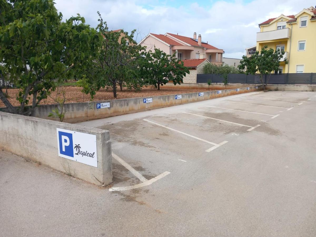Apartmani Tropical Vodice Exterior foto